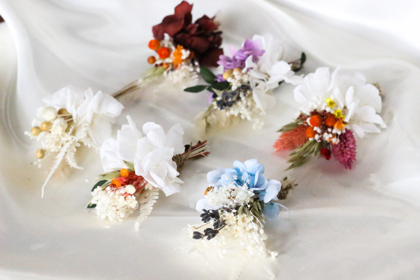 6 Stück Hochzeits-Knopflöcher für Braut und Bräutigam, verschiedene Farben für Boutonniere zur Hochzeit