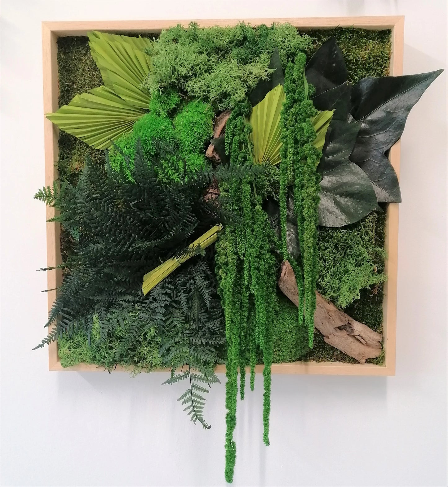 Workshop zum Arrangieren von Moos und Laub