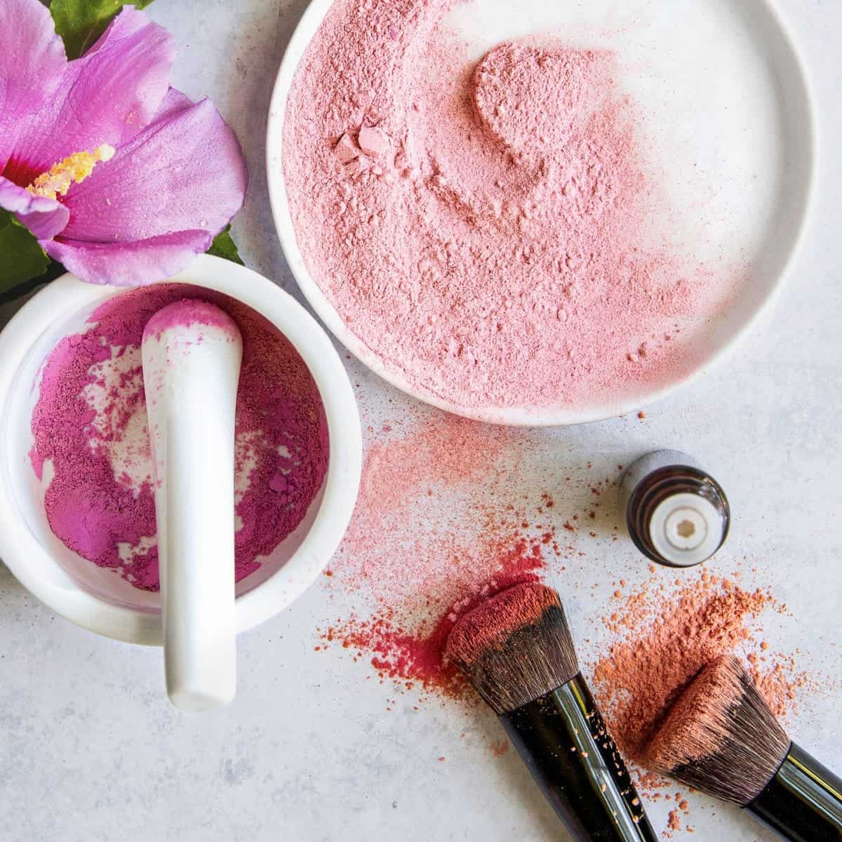 K-Beauty Flash Workshop: Make Your Own Blush or Eye Shadow