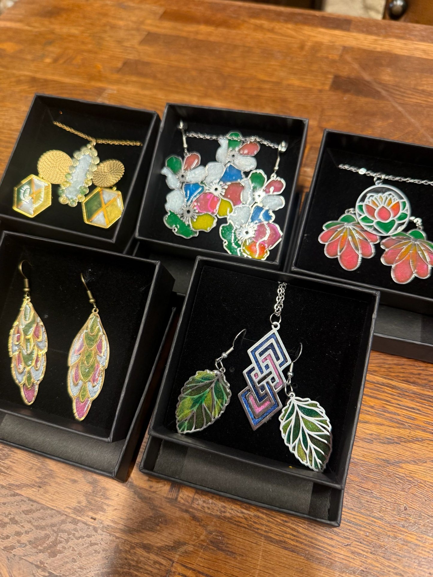 Luminous Stained Glass Jewelry | Public Workshop