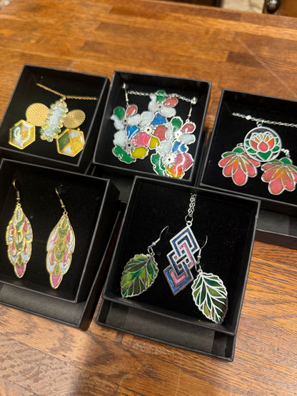 Luminous Stained Glass Jewelry | Public Workshop