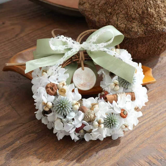 Kids Workshop: Everlasting Christmas Wreaths