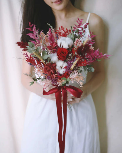 Bouquet de mariée rouge éternel