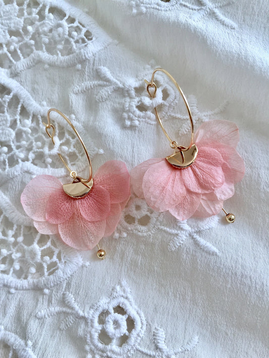 LIZZY | Preserved Floral Earrings