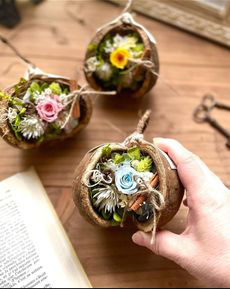 COURS SPÉCIAL POUR ENFANTS : Fabrication de cadres floraux/noix en bois