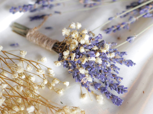 LAVENDEL-Hochzeitsknopfloch für Braut und Bräutigam, Lavendel-Boutonniere für die Hochzeit